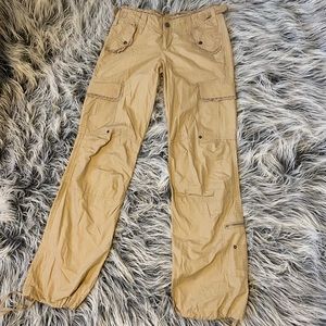 Miss Sixteen 90’s style cargo pants!